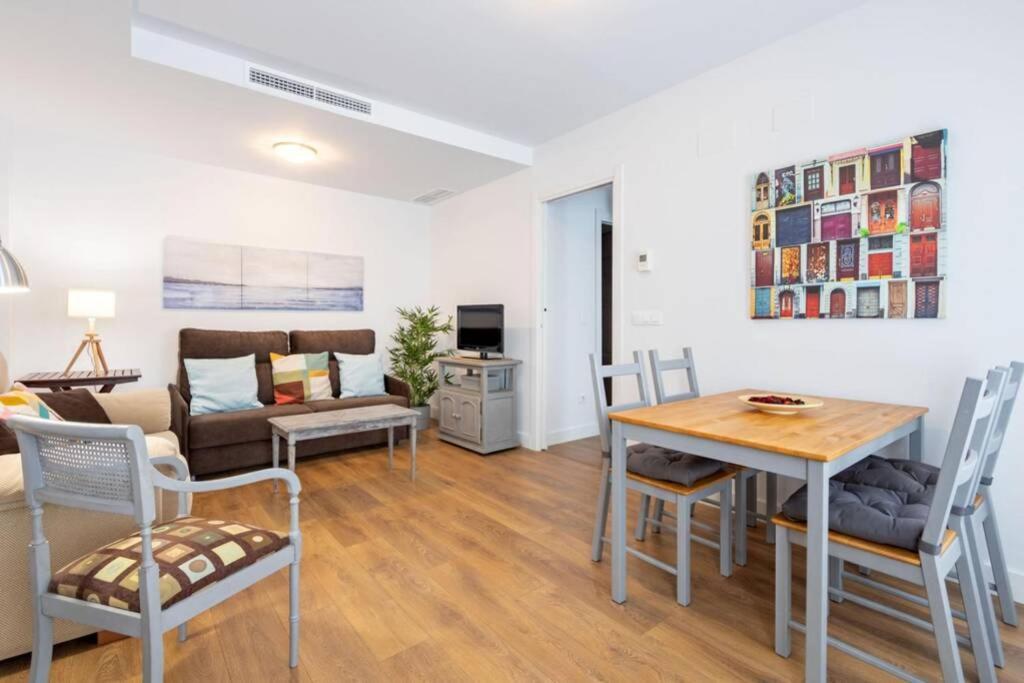 Ferienwohnung Triana Pages Oasis By Valcambre Sevilla Exterior foto