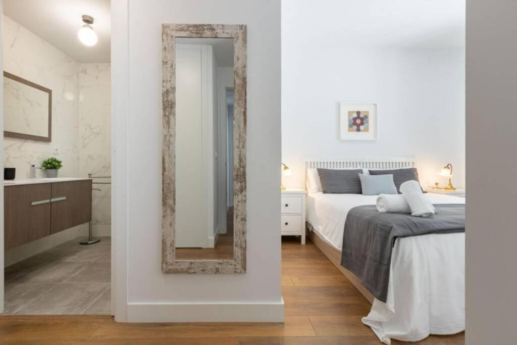 Ferienwohnung Triana Pages Oasis By Valcambre Sevilla Exterior foto