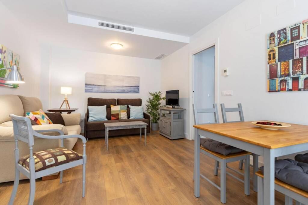 Ferienwohnung Triana Pages Oasis By Valcambre Sevilla Exterior foto