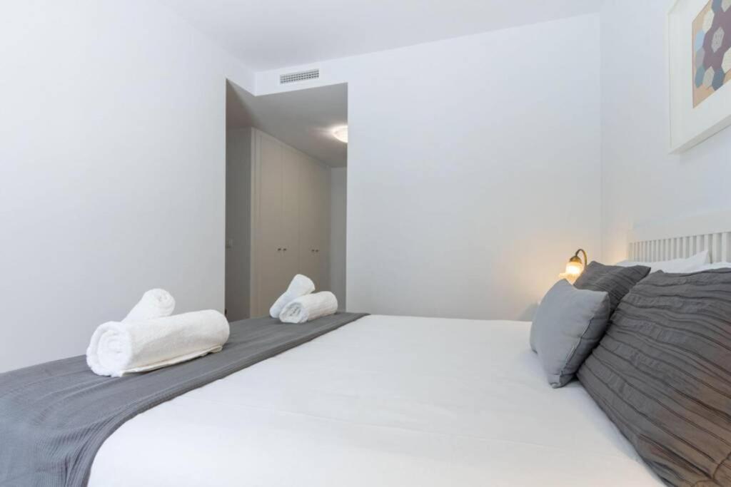 Ferienwohnung Triana Pages Oasis By Valcambre Sevilla Exterior foto